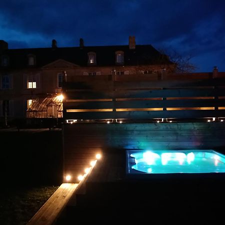 Bed & Breakfast Chateau Les Cedres Bretteville-l'Orgueilleuse Экстерьер фото