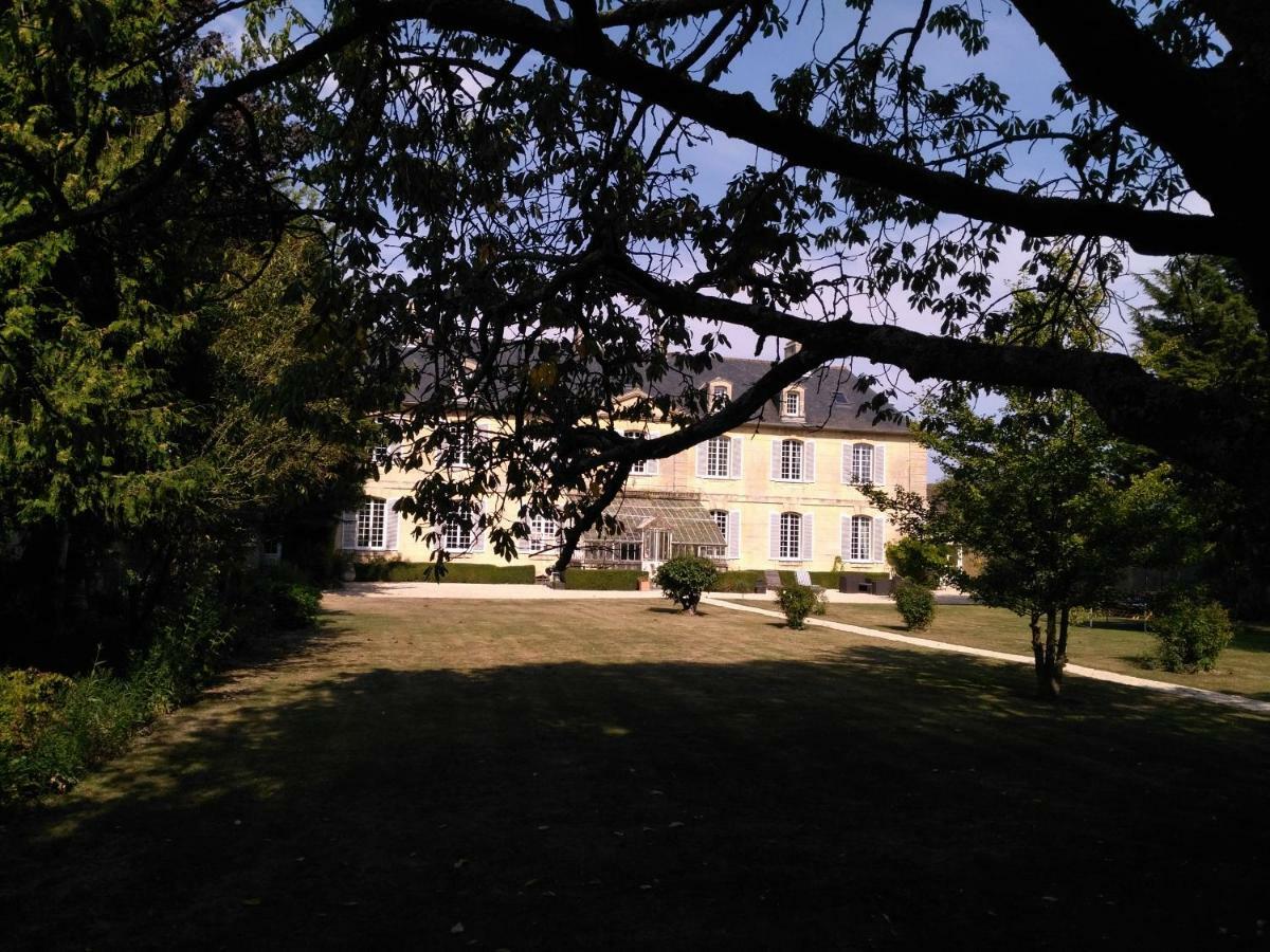 Bed & Breakfast Chateau Les Cedres Bretteville-l'Orgueilleuse Экстерьер фото