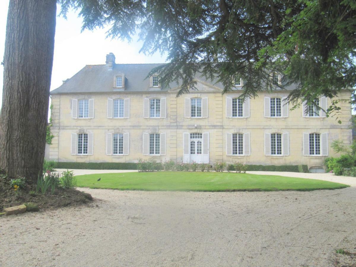 Bed & Breakfast Chateau Les Cedres Bretteville-l'Orgueilleuse Экстерьер фото