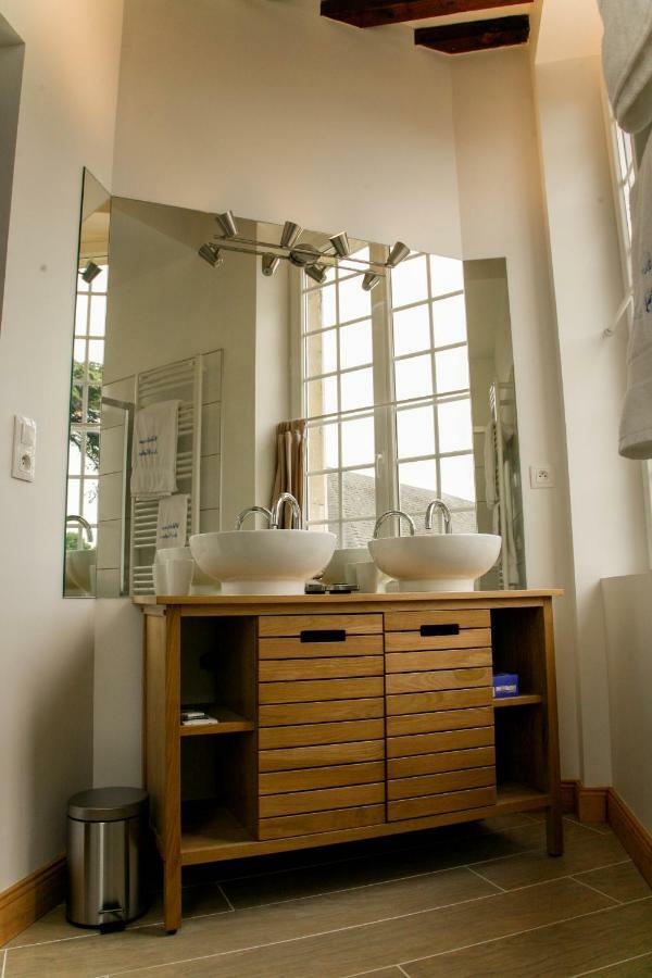 Bed & Breakfast Chateau Les Cedres Bretteville-l'Orgueilleuse Экстерьер фото