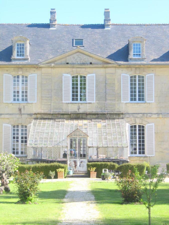 Bed & Breakfast Chateau Les Cedres Bretteville-l'Orgueilleuse Экстерьер фото